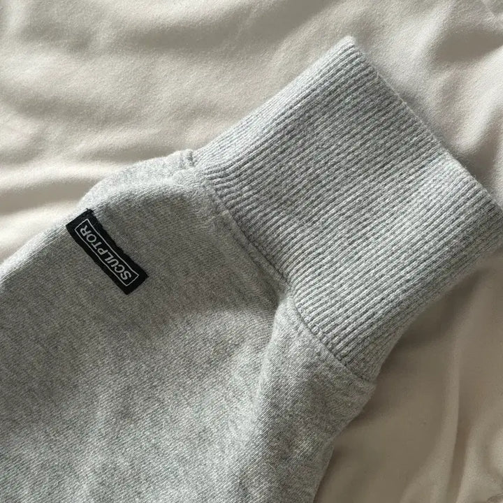 [BUNJANG] Sculptor Gray Sweatshirt / 스컬프터 맨투맨 그레이