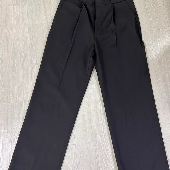 [SOLD OUT] Men4 라벨아카이브 릴렉스드 핏 슬랙스