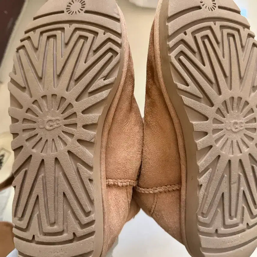 [BUNJANG] Ugg Chestnut Boots 230 / Ugg어그 부츠 체스트넛 색상 230