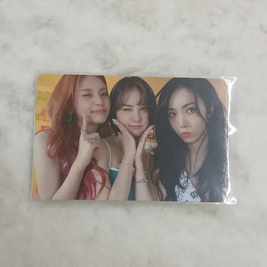 비비지 viviz 포카 [반택]