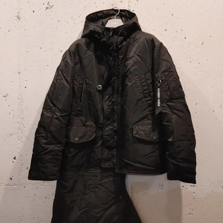 [BUNJANG] GU Undercover Padded Convertible Coat / GU X 언더커버 히트 패디드 컨버터블 코트 패딩코트
