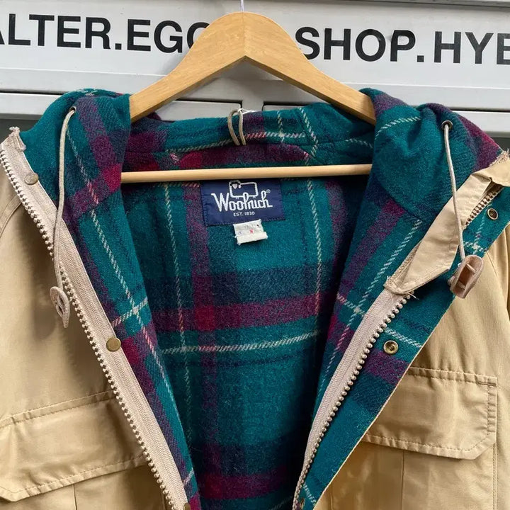 [BUNJANG] Woolrich Beige Mountain Parka / 90s Woolrich beige mountain parka