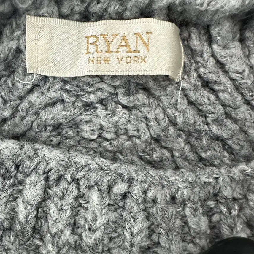 [BUNJANG] Ryan Cable Knit Turtleneck Sweater Gray / [90/55~66] Ryan 리안 케이블 짜임 목폴라 니트 그레이