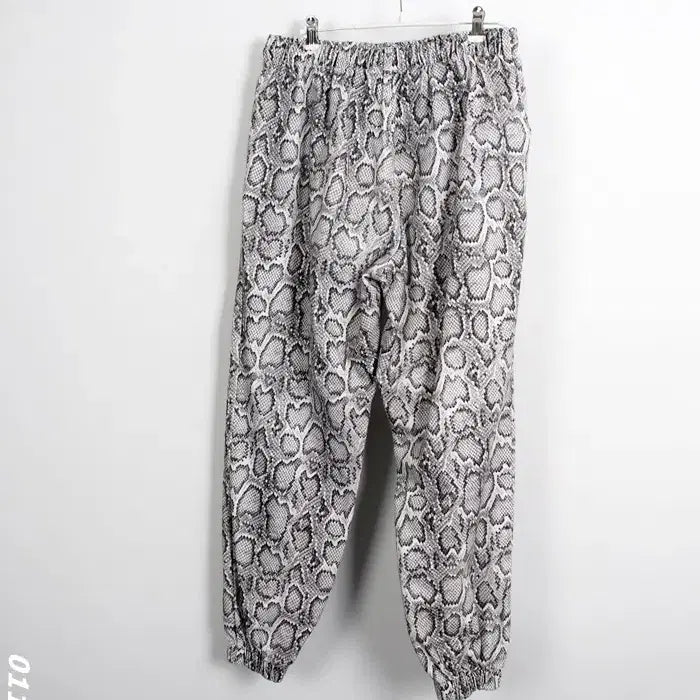 [BUNJANG] MUZE Snake Bending Jogger Pants / 남성F/ MUZE 스네이크 밴딩 조거팬츠