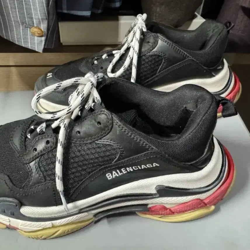 [BUNJANG] Balenciaga Triple S Sneakers (Black) - Size 41 / 발렌시아가 정품 트리플s 41사이즈