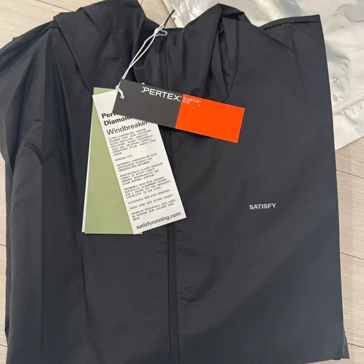 [BUNJANG] Satisfy Pertex Diamond Fuse Windbreaker XL / 새티스파이 퍼텍스 다이아몬드 퓨즈 윈드브레이커  XL 새제품