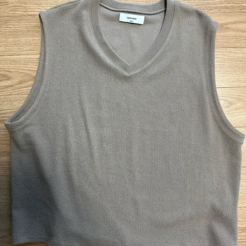 [BUNJANG] XEROBNR V-Neck Knit Vest (Beige) - M / 제로 XEROBNR 브이넥 니트 조끼 베스트 M