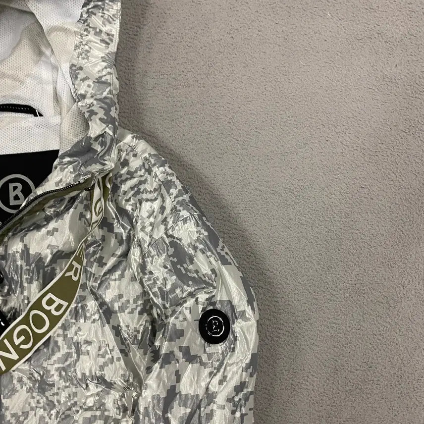 [BUNJANG] Bogner Windbreaker Jacket / 보그너 바람막이 95