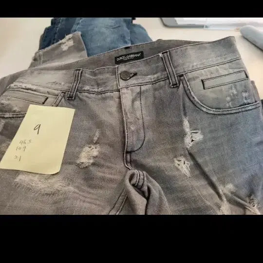 [BUNJANG] Dolce & Gabbana Gray Denim Jeans / 돌체앤가바나 데미지 워싱 그레이 청바지
