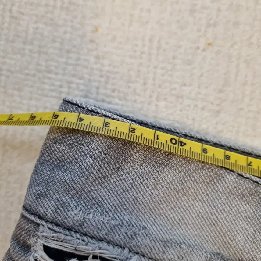 [BUNJANG] Dolce & Gabbana Gray Denim Jeans / 돌체앤가바나 데미지 워싱 그레이 청바지