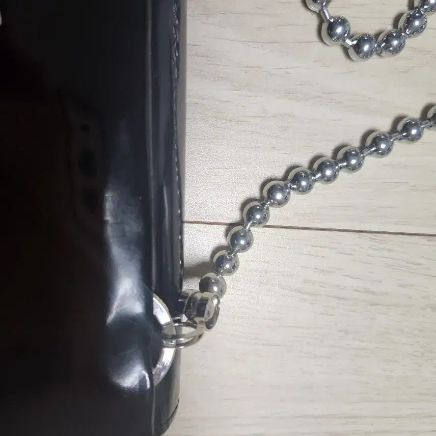 [BUNJANG] MM6 Maison Margiela Enamel Ball Chain Crossbody Bag / 메종마르지엘라 MM6 에나멜 볼체인 크로스백