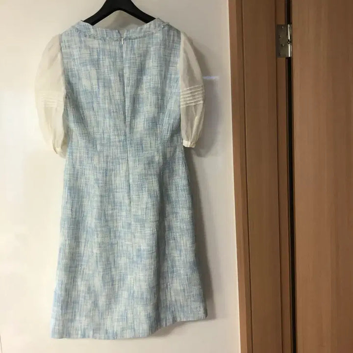 [BUNJANG] It Misha Seethrough Volume Puff Sleeve Tweed Glitter Pearl Dress / 잇미샤 21년 시스루 볼륨 퍼프 소매 트위드 글리터 펄 원피스 하객룩반팔