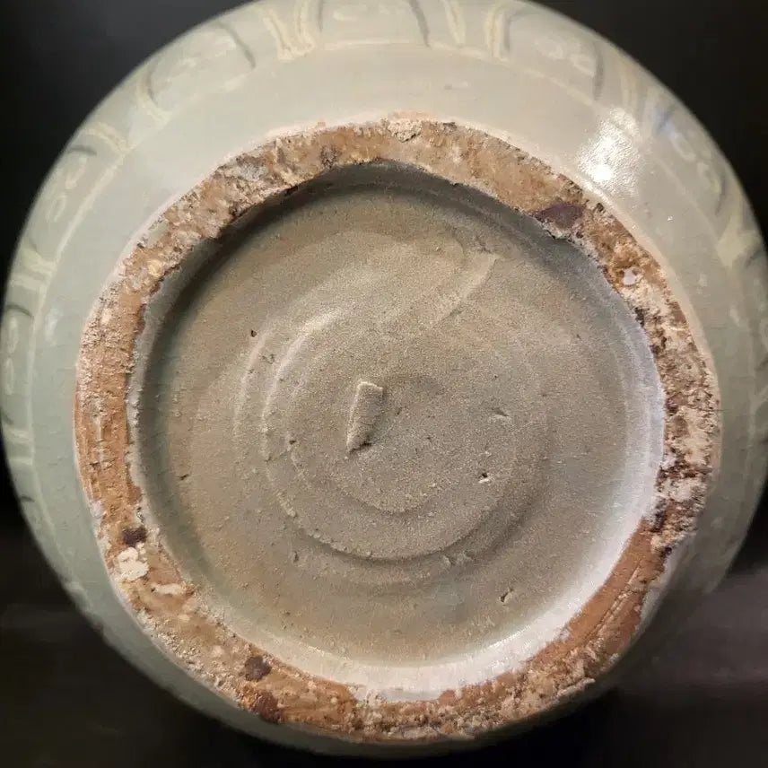 [BUNJANG] Goryeo Celadon Cloud Crane Pattern Pitcher / 고려 흑백상감 청자운학문 주병