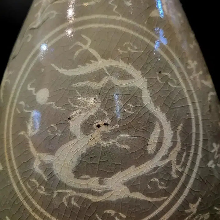 [BUNJANG] Goryeo Celadon Cloud Crane Pattern Pitcher / 고려 흑백상감 청자운학문 주병