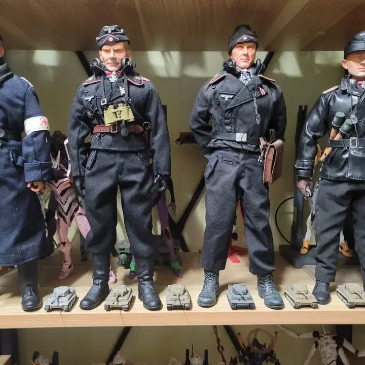 [BUNJANG] Dragon Cyber Hobby Hessler 12" Figure / 드래곤 사이버하비 한정 헤슬러 12"