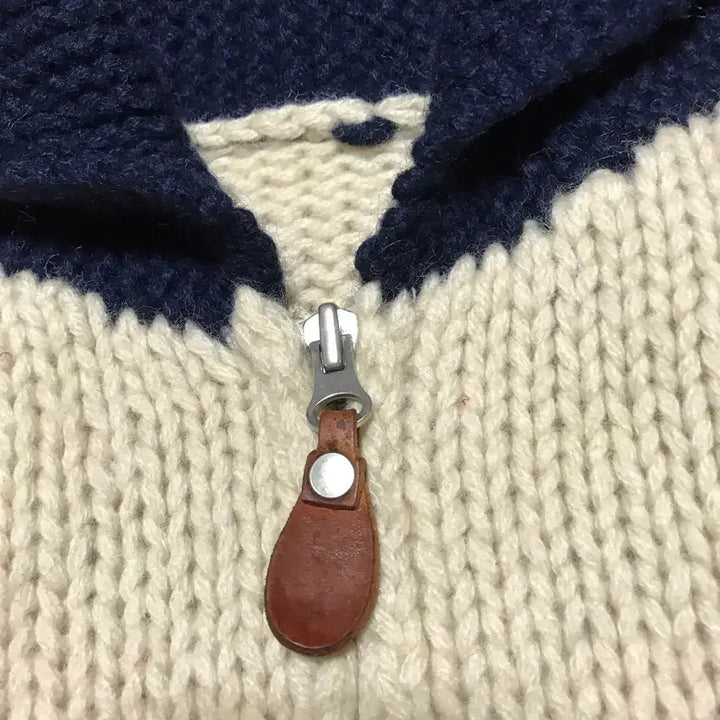 [BUNJANG] 90s Japan Navy Off-White Heavy Wool Cowichan Sweater / 재팬 90s 네이비 오프화이트 헤비 울 코위찬 마지막 할인