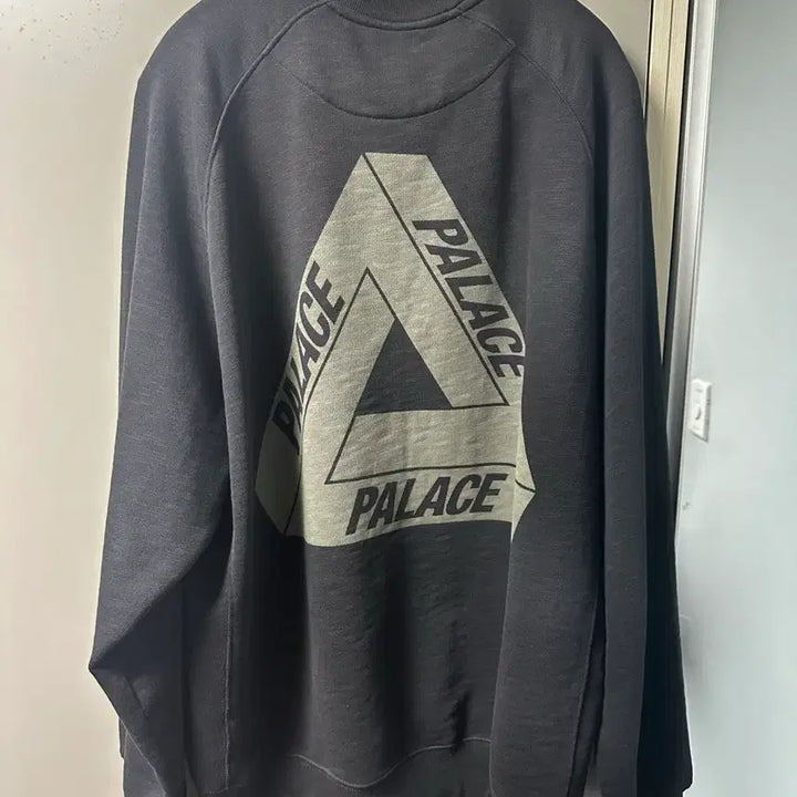 [BUNJANG] Palace Tri-Ferg Crewneck / [XL] PALACE 트라이퍼그 크루넥