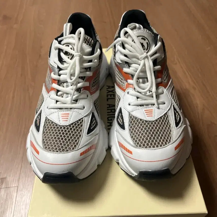 [BUNJANG] Axel Arigato Marathon Runner Sneakers White Orange / 악셀 아리가토 마라톤 러너 스니커즈 화이트 오렌지
