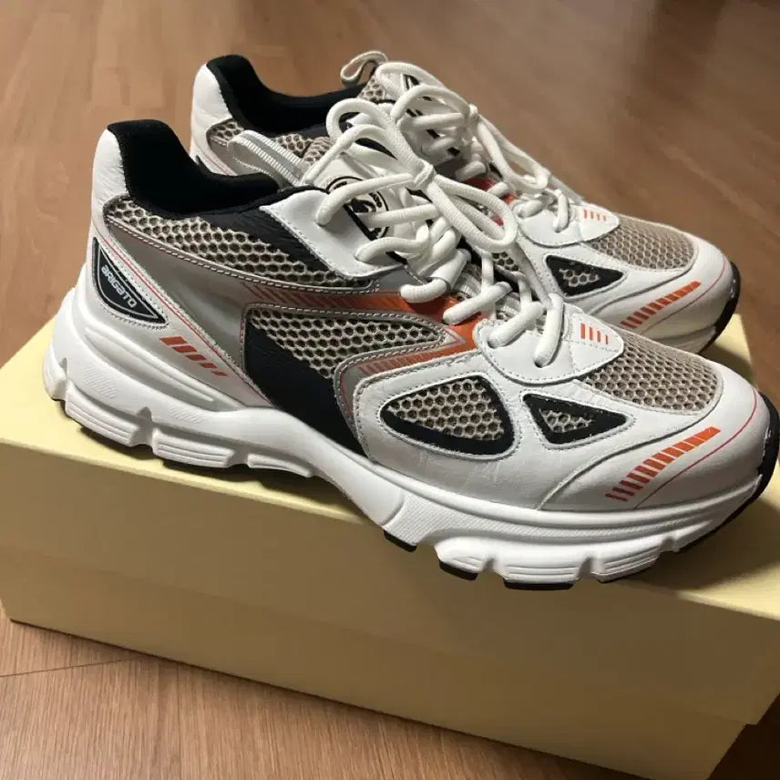 [BUNJANG] Axel Arigato Marathon Runner Sneakers White Orange / 악셀 아리가토 마라톤 러너 스니커즈 화이트 오렌지