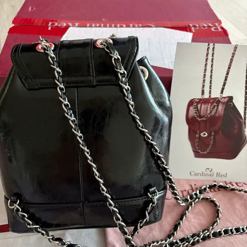 [SOLD OUT] 카디널레드 하우아 블랙은장 백팩