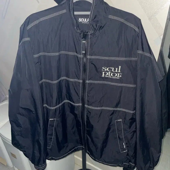 [BUNJANG] Sculptor Triple Stitched Windbreaker Black (Size M) / 스컬프터 Triple Stitched Windbreaker Black M
