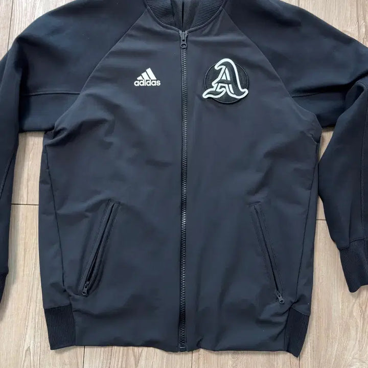 [BUNJANG] Adidas Windbreaker 2XL / 아디다스 바람막이 2XL 판매합니다
