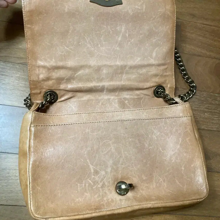 [BUNJANG] SJSJ Quilted Chain Crossbody Bag / sjsj 에스제이 퀼팅 체인 크로스백 택포25000