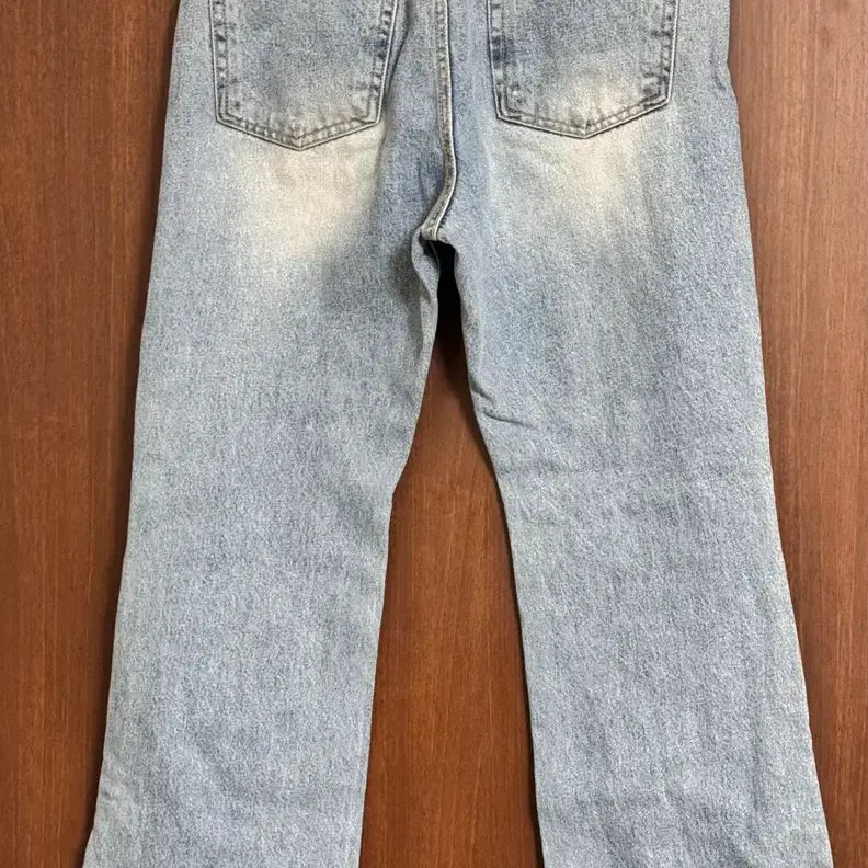 [BUNJANG] Man in Jungle Bootcut Denim / 31-32) 맨인정글 부츠컷데님