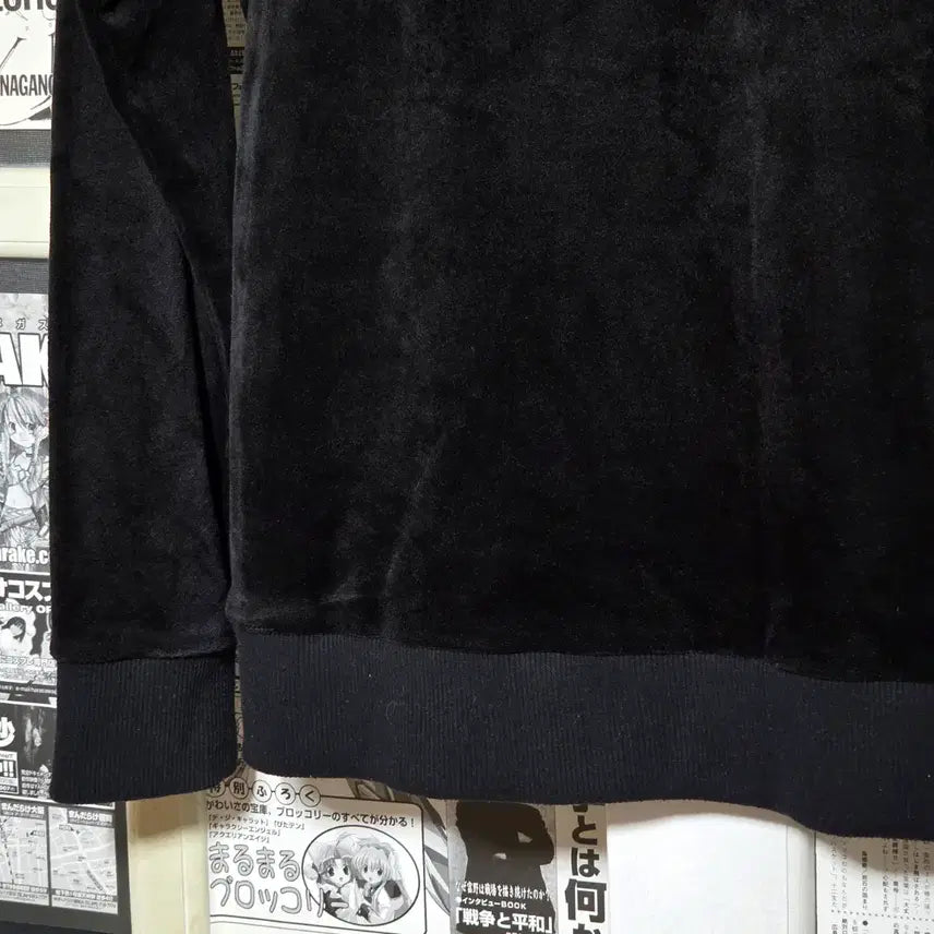 [BUNJANG] Reebok Silver Logo Black Velvet Hoodie / 리복 실버 로고 블랙 벨벳 후드집업