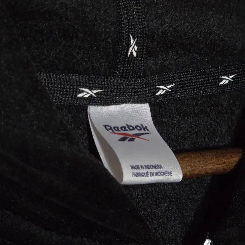 [BUNJANG] Reebok Silver Logo Black Velvet Hoodie / 리복 실버 로고 블랙 벨벳 후드집업