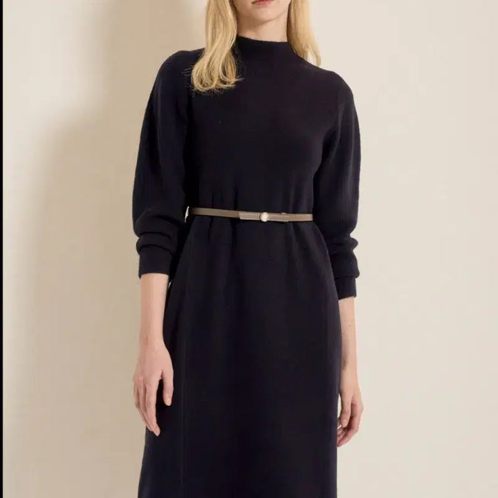 [BUNJANG] SJSJ Mock Neck Belted Knit Dress / 한섬 SJSJ 에스제이 23FW 모크넥 벨티드 니트 드레스 원피스.새상품