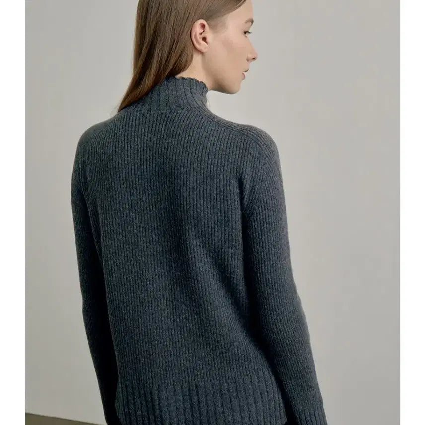 [BUNJANG] Blancshow Essential Top Knit Charcoal S / 블랑쇼 에센셜 탑 니트 차콜 s