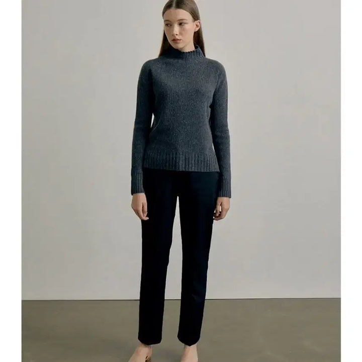 [BUNJANG] Blancshow Essential Top Knit Charcoal S / 블랑쇼 에센셜 탑 니트 차콜 s