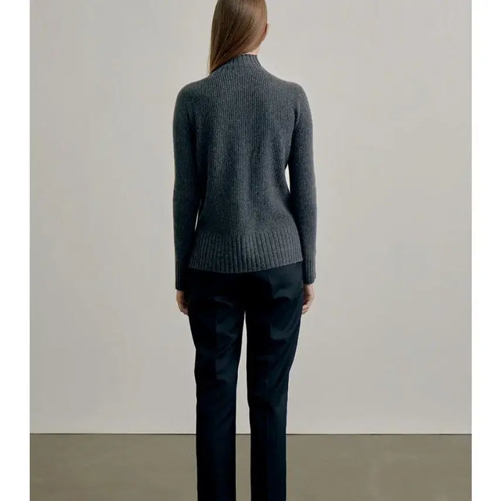 [BUNJANG] Blancshow Essential Top Knit Charcoal S / 블랑쇼 에센셜 탑 니트 차콜 s