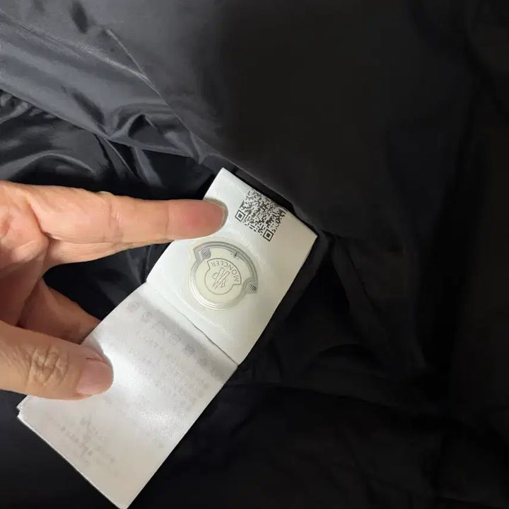 [BUNJANG] Moncler Agot Long Down Jacket / 몽클레어 아고트 롱패딩