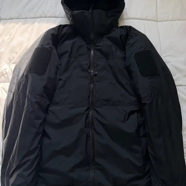 [BUNJANG] Arc'teryx LEAF Cold WX Jacket SV Black / [M] 아크테릭스 리프 콜드 WX 자켓 SV 블랙