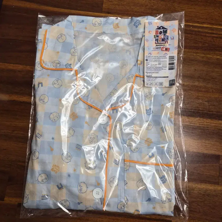 [SOLD OUT] 주의 평화 주평 봄툰 홈파티 시그 인화사진 특전 월구 백클업