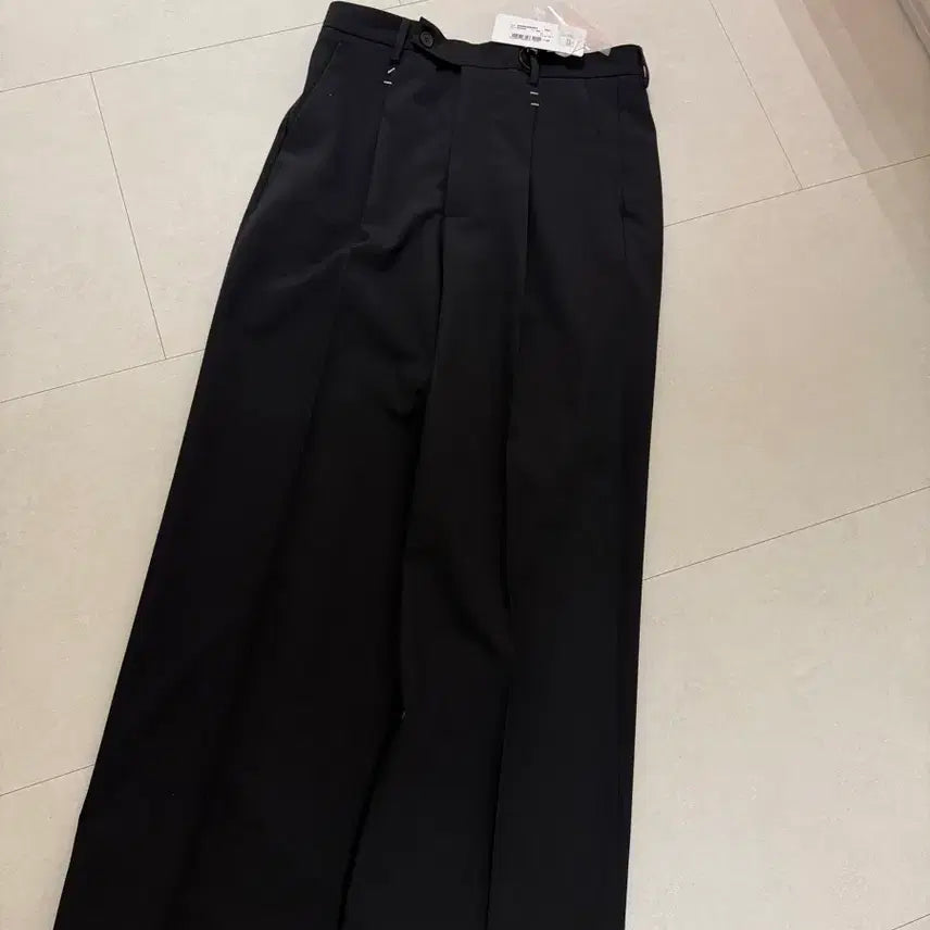 [BUNJANG] MM6 Maison Margiela Stapled Wool Trousers / (새제품) MM6 메종 마르지엘라 스테이플드 울 트라우저 48