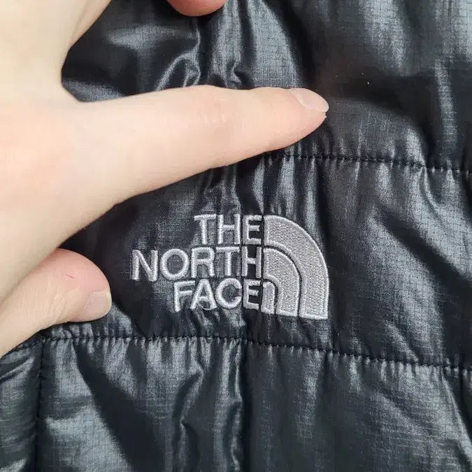 [BUNJANG] The North Face Goldwin Korea PrimaLoft Padded Vest XL / [105]노스페이스 골드윈코리아 양면 프리마로프트 패딩조끼 황금XL