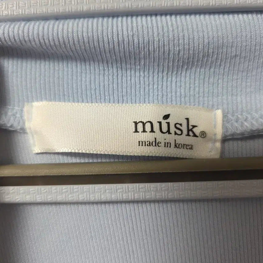 [BUNJANG] Blue Knot Long Sleeve T-shirt / 블루 매듭 긴팔 티셔츠