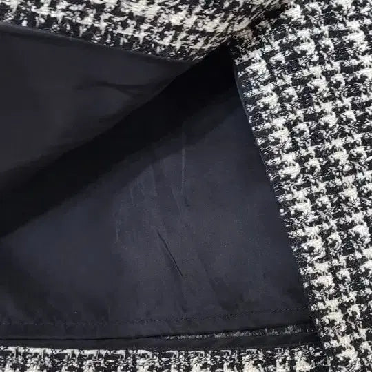 [BUNJANG] Renny Ron Tweed Skirt / 레니본 트위드스커트 매장상품 54