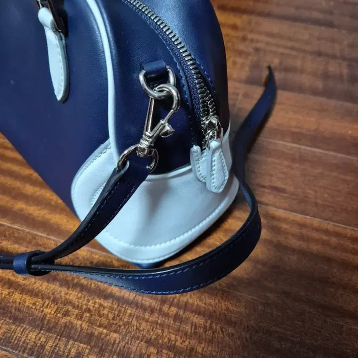 [BUNJANG] Vunque Cabin Crew Tote Bag / 분크 가방 캐빈 크루 토트백