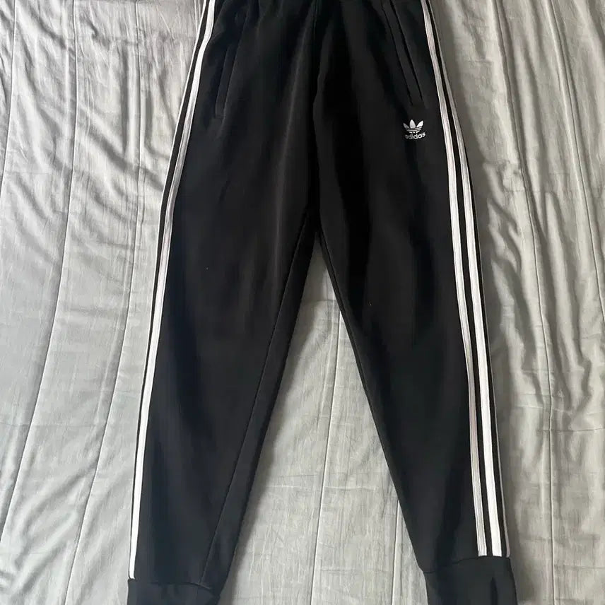 [BUNJANG] Adidas Jogger Pants / 아디다스 조거팬츠