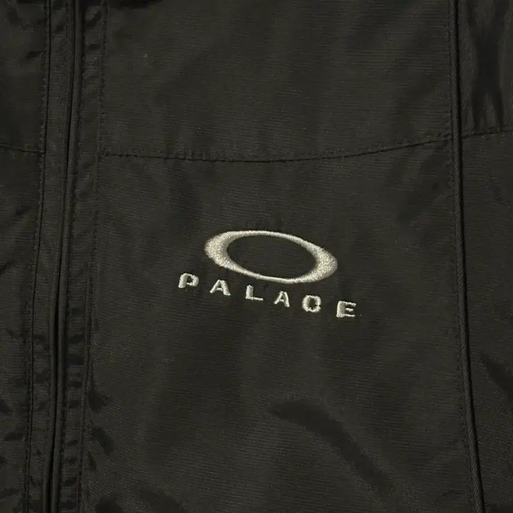 [BUNJANG] Palace Oakley Nitro Fuel Jacket M / 팔라스 오클리 니트로퓨엘 자켓 M