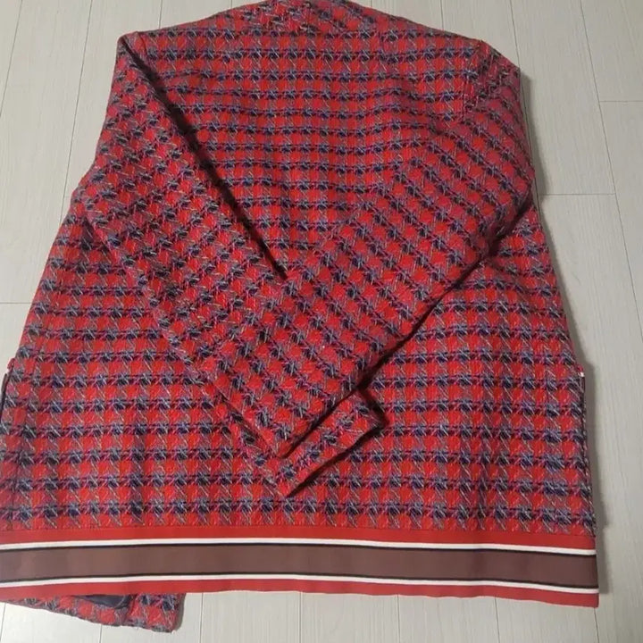 [BUNJANG] Sandro Tweed Jacket with Gold Button Detail / 산드로(Sandro) 트위드 자켓 / 금장 버튼 포인트