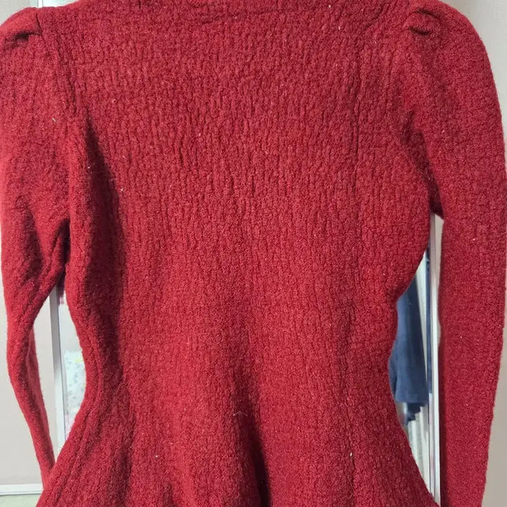 [BUNJANG] Red Pearl Button Knit Cardigan / (새상품)레드 펄 버튼 니트 가디건