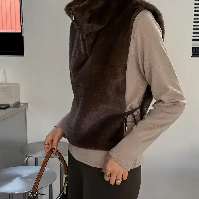 [BUNJANG] Eco Fur Side Slit Vest / <새상품> 에코퍼 옆트임 베스트