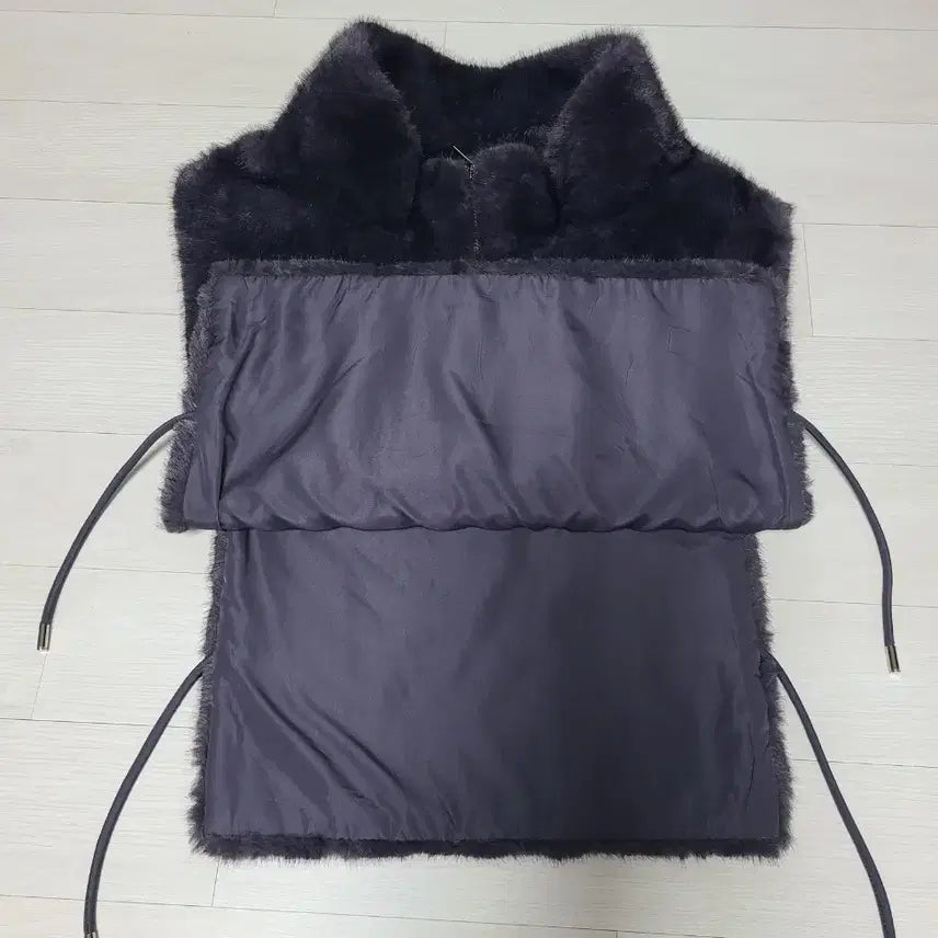[BUNJANG] Eco Fur Side Slit Vest / <새상품> 에코퍼 옆트임 베스트