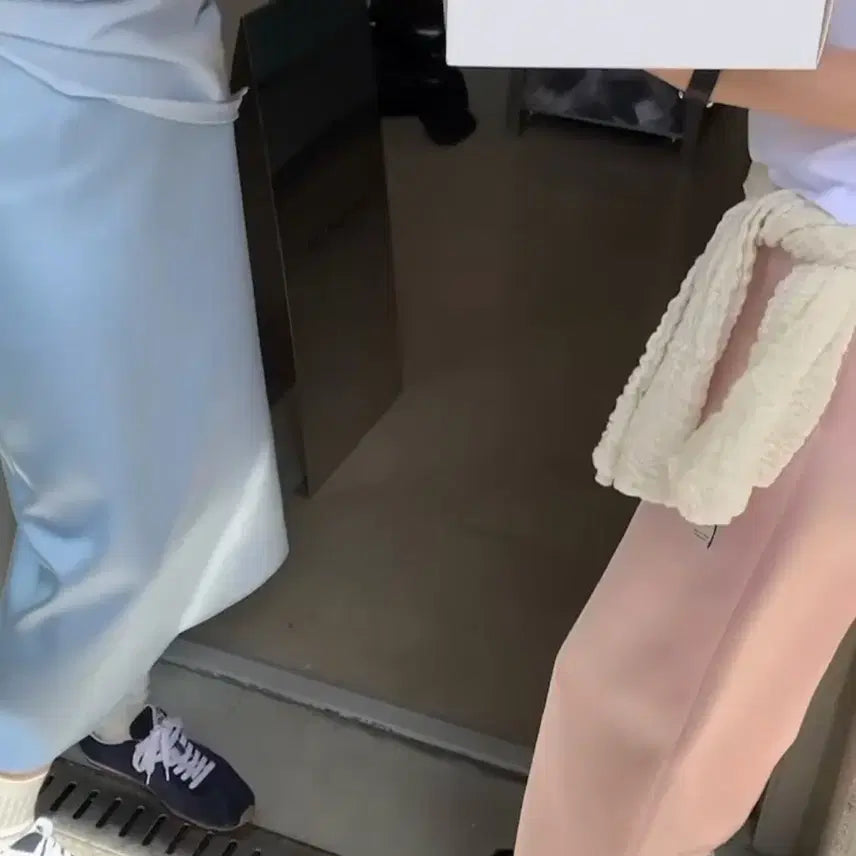 [BUNJANG] Ribbonbit The Phrase Long Skirt (Minor Defect) / 리본빛 더프레이즈 스커트 새상품 (미세하자)