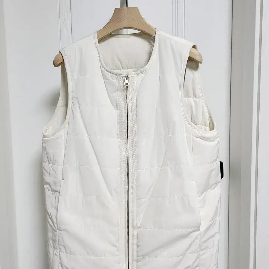 [BUNJANG] Goat Fur Goose Down Reversible Vest / 고트 퍼 배색 구스다운 베스트